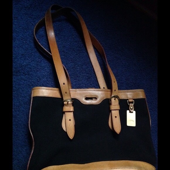 Vintage Dooney & Bourke purse